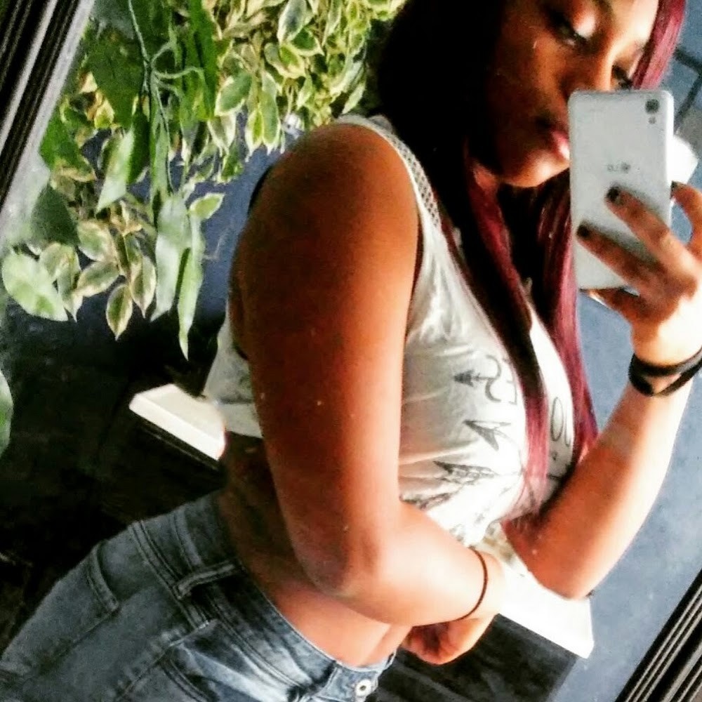 Meet your Posher, Natijah